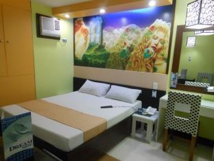 Hotel Dream World Las Piñas Bagian luar foto