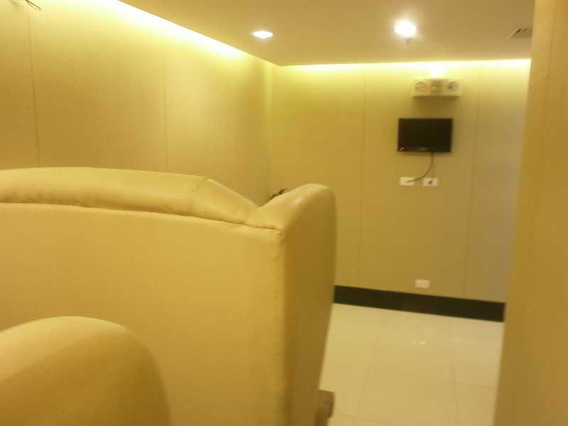 Hotel Dream World Las Piñas Bagian luar foto